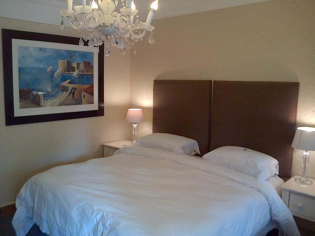Jubilee Lodge Guest House 요하네스버그 객실 사진