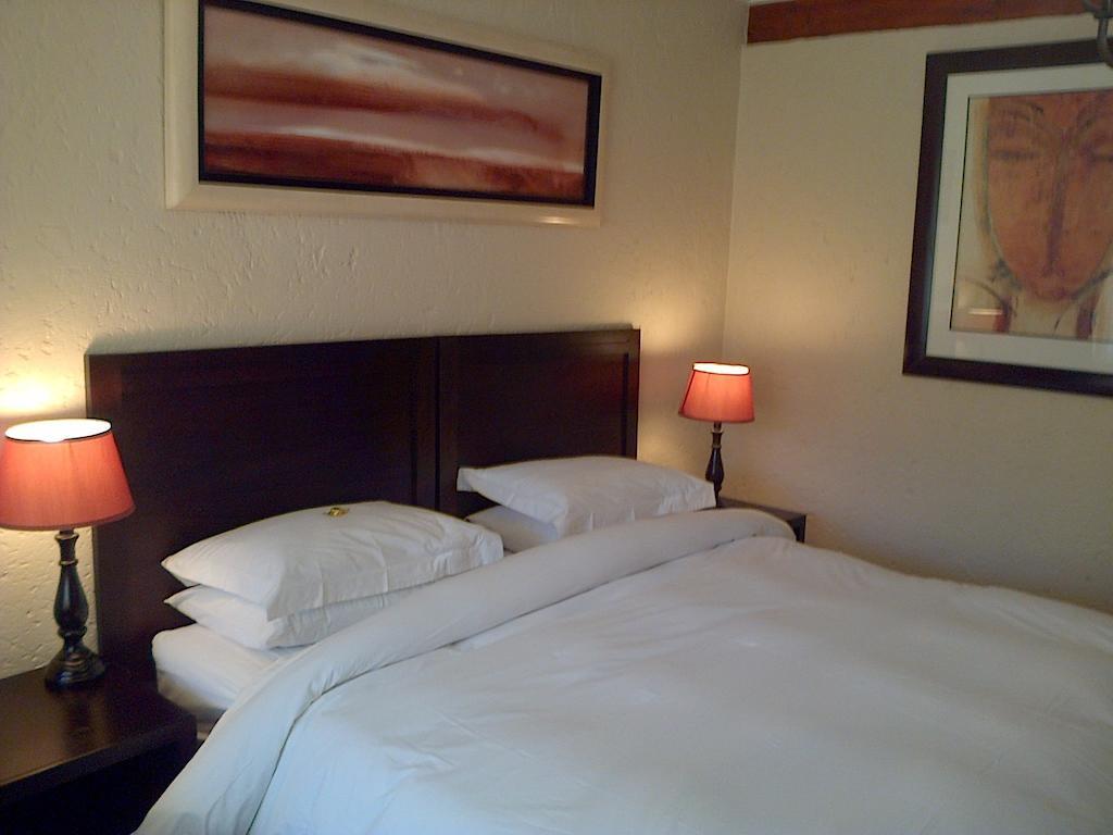 Jubilee Lodge Guest House 요하네스버그 객실 사진